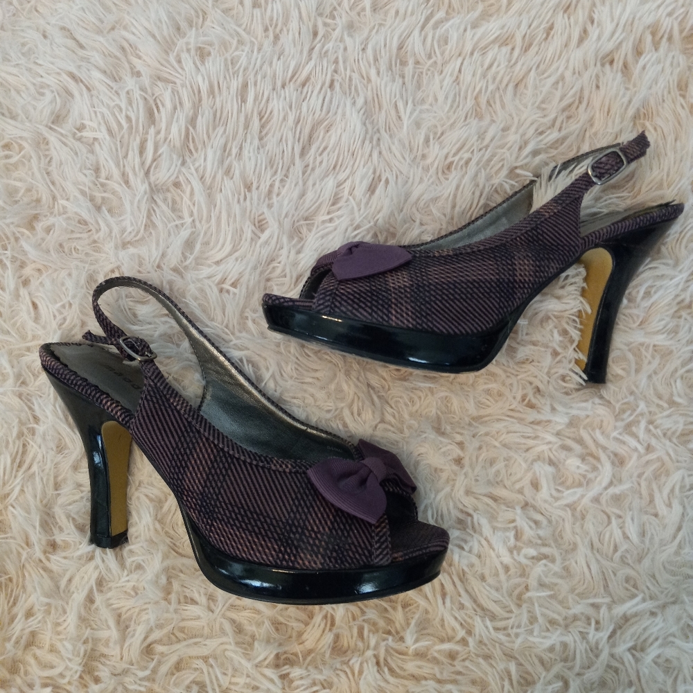 Plum plaid heels